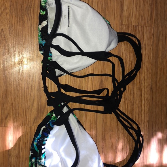 bikini top - Picture 2 of 2